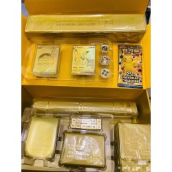 Pokémon 25th Anniversary Golden Box Pikachu | Chino